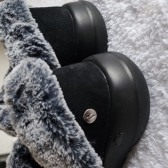 Skechers Go Lounge Faux Fur Joy Suede Slip On Shoes / Slippers - Picture 5 of 9